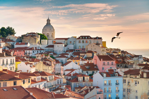 Lizbona: zwiedzanie historycznego Starego Miasta tuk tukiem.Stare Miasto w Lizbonie - wycieczka z przewodnikiem (2 godziny)
