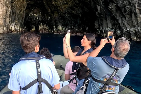 São Miguel: Sunset Boat Tour – Golden Light, Cliffs & Caves