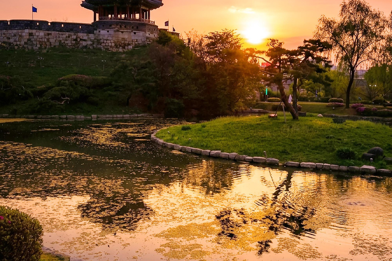 Seoul: Jangtaesan, Starfield Library, & Suwon Day Trip