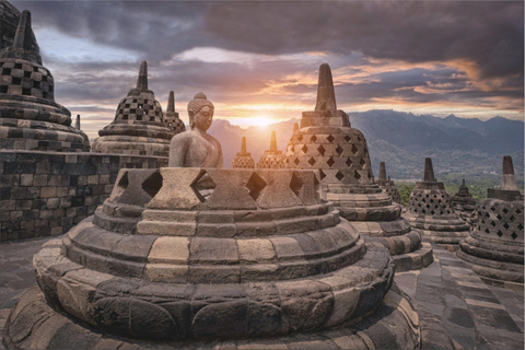 Borobudur et Prambanan avec tous les frais (pas de prix d&#039;appât)Borobudur et Prambanan avec tous les coûts (pas de prix d&#039;appât)