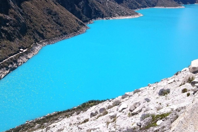 Huaraz: Full day tour to the Parón Lagoon