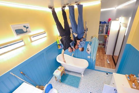 Los Angeles: Upside Down House Entry Ticket