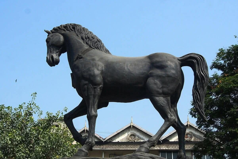 Mumbai: Kanheri Caves, Crawford Market & Kala Ghoda Tour