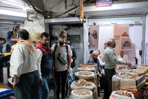 From Spice Box to Jewelry Box: Old Delhi Market Adventure Tour Without Pick-up & Drop-off (Meet at Starting Point)