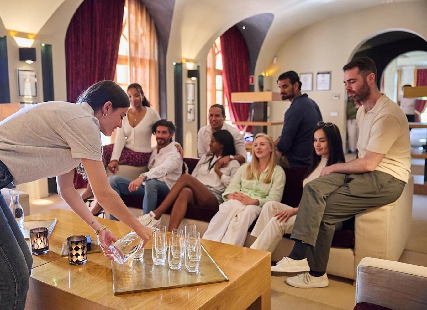 Fra Barcelona: Penedés Vineyards Tour med 4WD med vin og cava