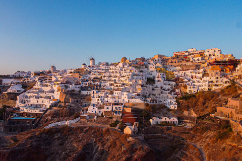 Santorini : Day Tour with mini bus and sunset in oia