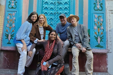 德里：女性导游陪同的旧德里豪华之旅与嘟嘟车体验德里：老德里奢华之旅（女导游陪同，嘟嘟车接送）