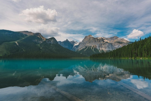 Visit From Calgary/Banff Lake Louise and Yoho National Park Tour in Kootenay, British Columbia