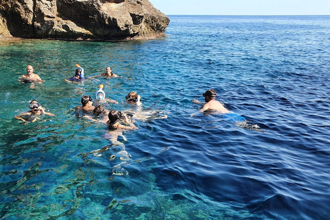 Fornells : Excursion en bateau vers les criques et les plages avec plongée en apnée