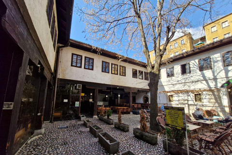 Sarajevo Old Town to Modern City Walking Tour