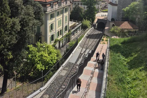 1,5h de visite à pied "Splendid Lugano Tour"