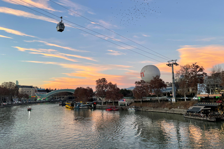 تبليسي: جولة المشي عبر الإيمان والدين والثقافة