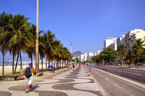 Tour Arpoador: Paseo por Copacabana y Puesta de Sol en el Arpoador