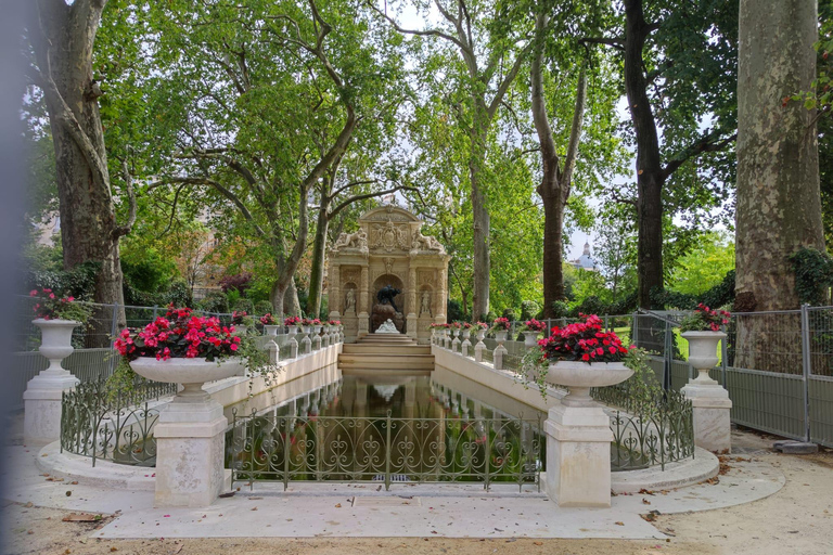 Best Bits of Paris: Paris in a Day Walking & Metro