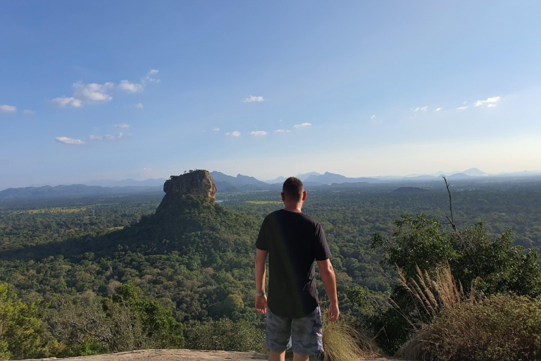 From Colombo: Pidurangala Rock and Minneriya Safari Day Tour