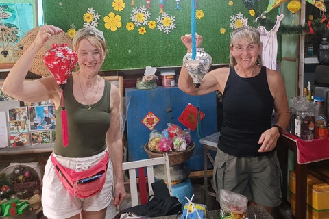 Lantern Making Class- The Great Cultural Heritage of Hoi AnHoi An: Making Lantern Class in Local Home