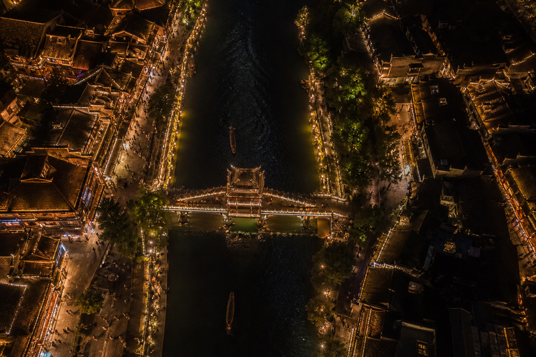 Zhangjiajie: Fenghuang Ancient Town Cruise Ticket & Transfer Tuo River Night Cruise E-Ticket