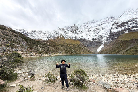 Cusco: Humantay Lake Horseback Tour with Breakfast and Buffet Lunch