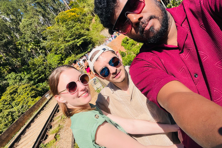 Sri Lanka : 6N/7-Day Highlights Tour: Sigiriya, Kandy & Ella
