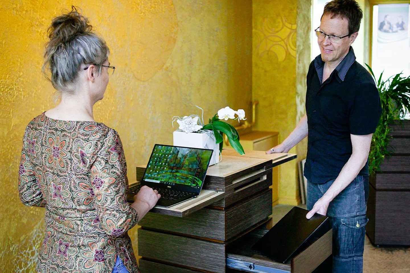 Kuopio: Vegetarian Lunch with Local Power Couple