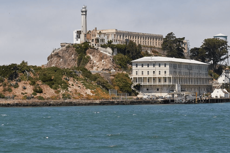 Alcatraz Island Prison Tour + San Francisco cykeluthyrning