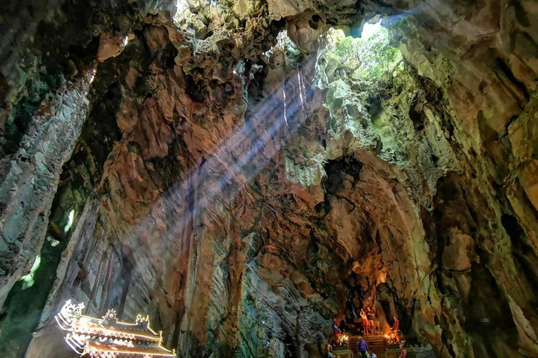 Hue till Hoi An med bil via An Bang-kyrkogården - spökenas stad