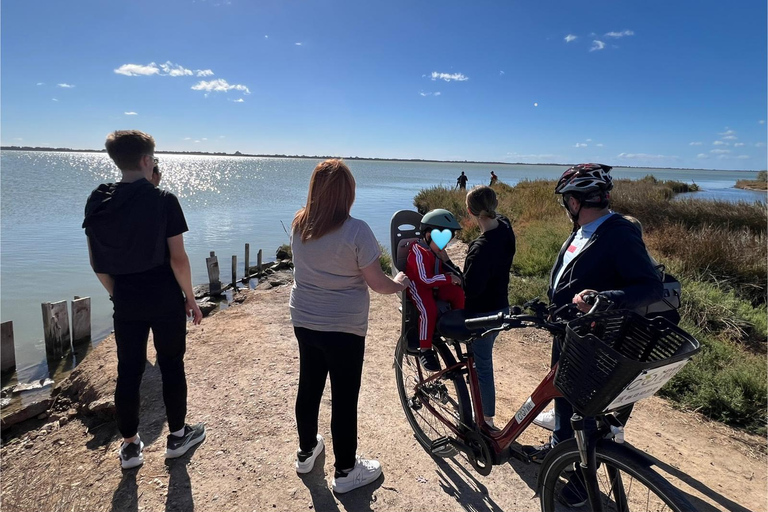 Montpellier: Petite Camargue - Camin de Fe Guided Ride by E-Bike Montpellier: Petite Camargue - Camin de Fe Guided E-Bike Tour
