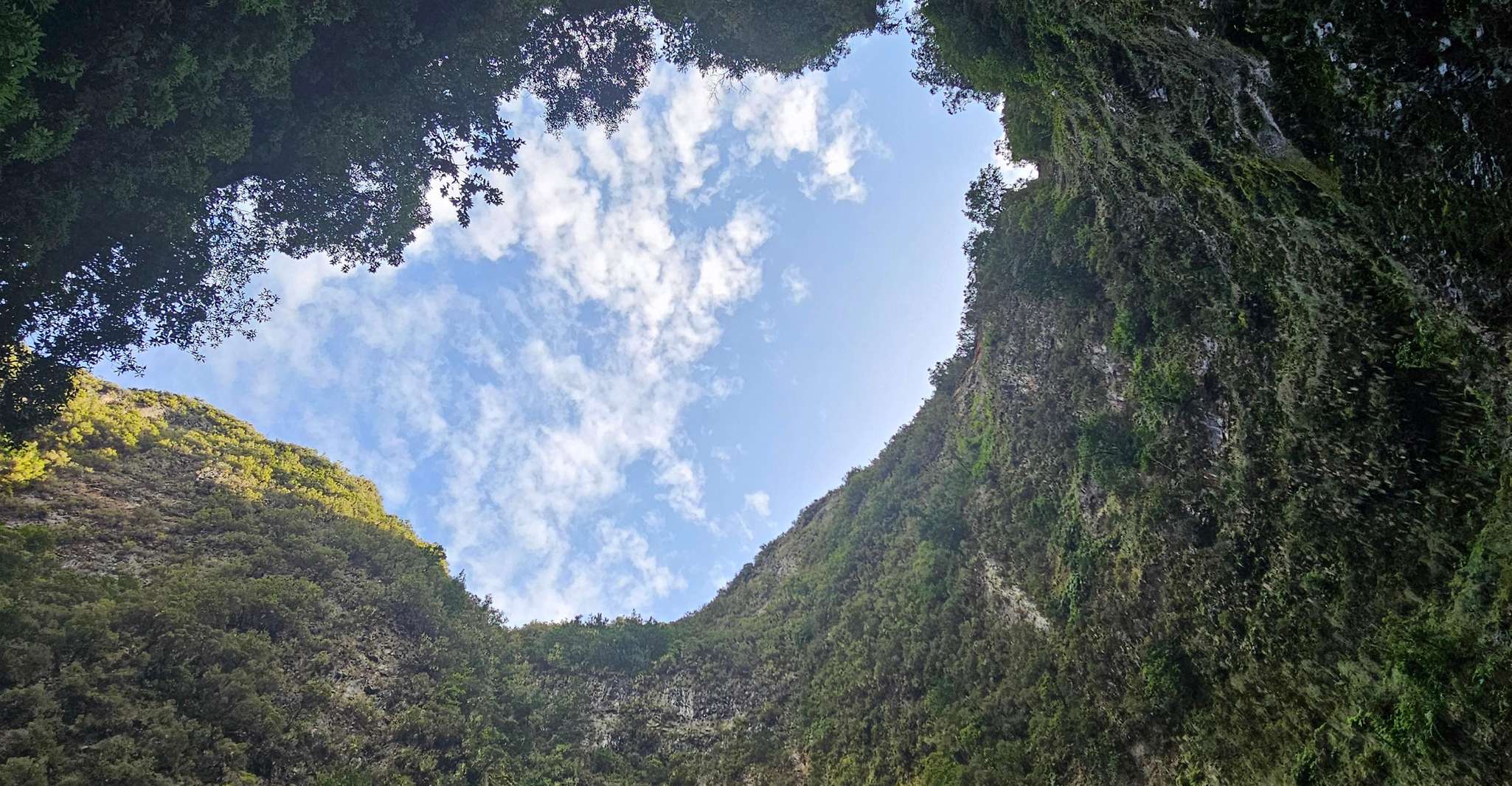 Caldeirão Verde levada Von Overland Madeira - Hizvo