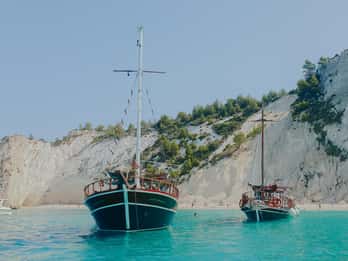 Argostoli: Full-Day Boat Trip with Lunch & Unlimited Drinks