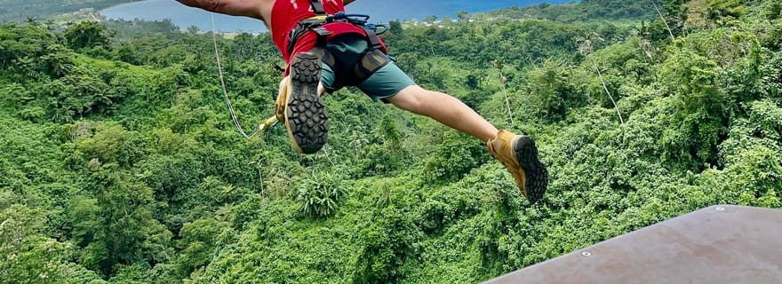 Vanuatu Jungle Canyon Swing