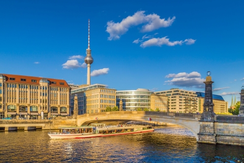 Skip-the-line boottocht en rondleiding door de oude binnenstad van Berlijn4 uur: boottocht en oude binnenstad, Berliner Fernsehturm