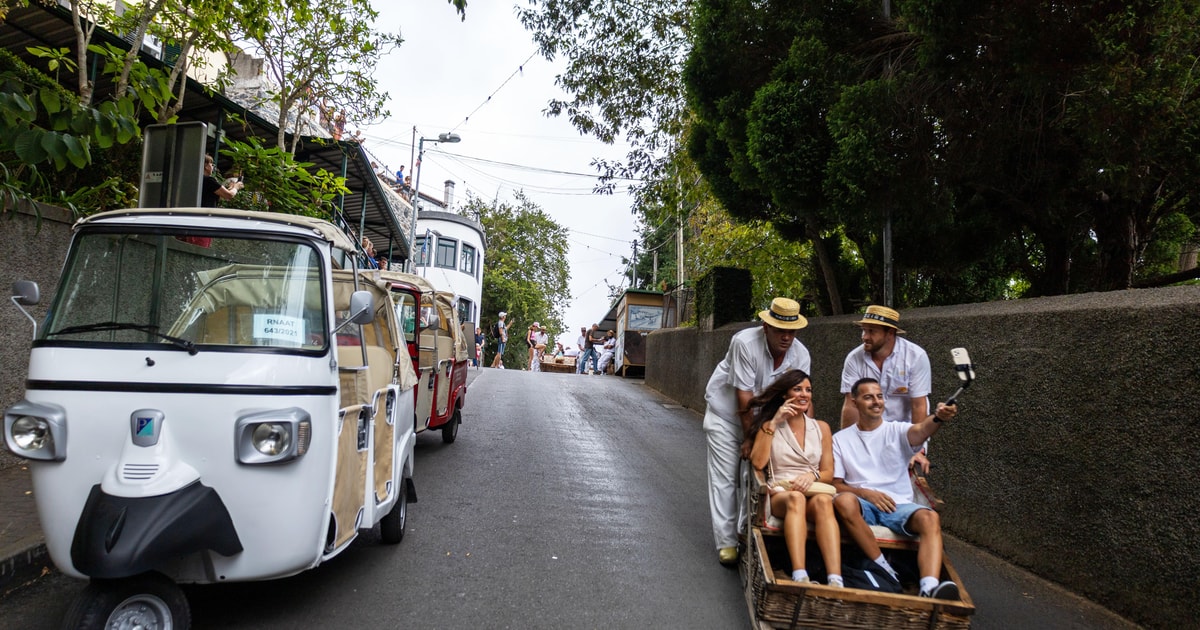 Funchal Lawatan Tuk Tuk Berpandu ke Toboggan Rides GetYourGuide