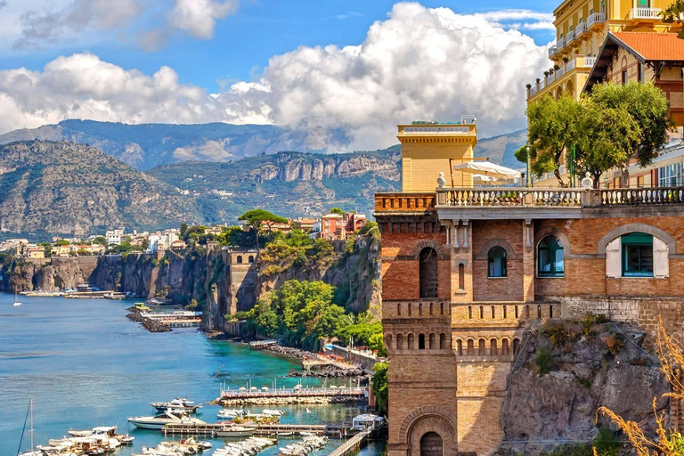 De Nápoles: Sorrento e Positano Tour particular de um dia