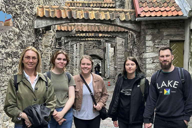 120 Degrees Tallinn: dagelijkse begeleide wandelingTallinn: dagelijkse begeleide wandeling door de oude stad