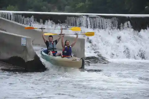 Familienfahrt auf der Ardèche mit dem Kanu/Kajak 3 Stunden ca. 12 km