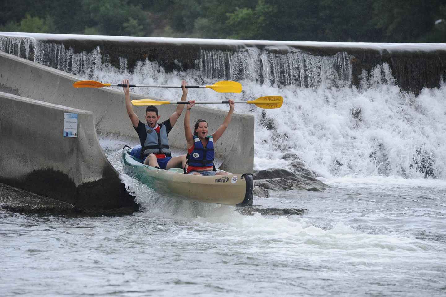Family Canoe/Kayak Trip in Ardèche, about 3 hours, 12 km