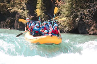 Banff, après-midi Tour de rafting en eau vive de la rivière Kananaskis - Housity