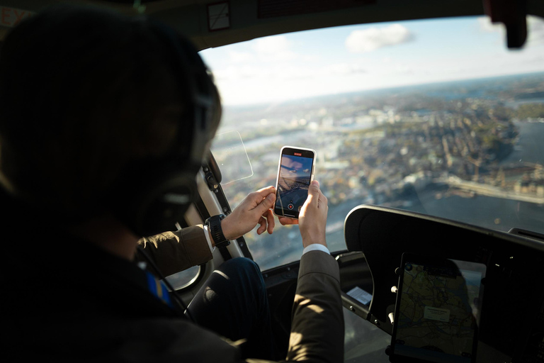 Sobrevuela Estocolmo en helicópteroTour en helicóptero sobre Estocolmo