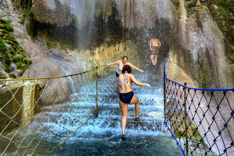 From CDMX: small group tour to the Tolantongo Caves. Private tour