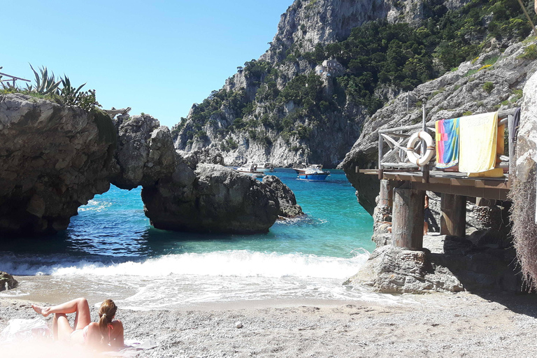 Tour en barco compartido de Sorrento a Capri - MSH