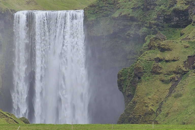 Private Tagestour an der Südküste mit GletscherwanderungPrivate Tagestour an die Südküste mit Gletscherwanderung