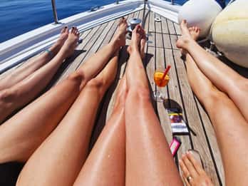Split/Omiš/Makarska: Full or half day boat tour with "Cvita"