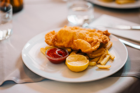 Vienna Nightlife Tour: Dinner, Drinks & Rooftop Bar