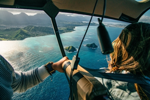 Oahu : tour en hélicoptère avec portes ouvertes ou ferméesVisite privée des portes