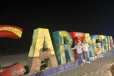 Chiva Rumbera Tour with Music, Party, and Fun in Cartagena