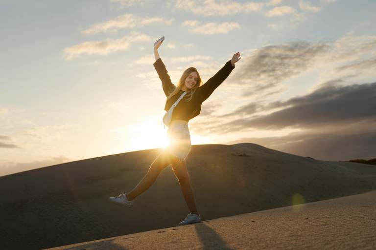 Doha: Sunset Desert Safari, Dune Bashing with dinner at Souq