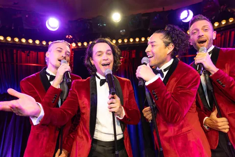 Berlin: Oh What A Night! – Frankie Valli live show at the BAR JEDER VERNUNFT