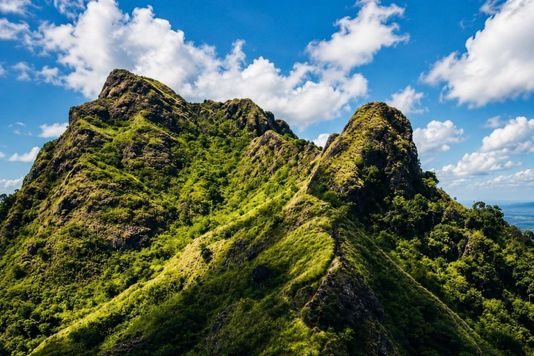 Manila: Private Mt. Batulao Hike with Tagaytay Stop