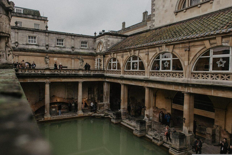 Discover Bath – Private Walking Tour for Couples