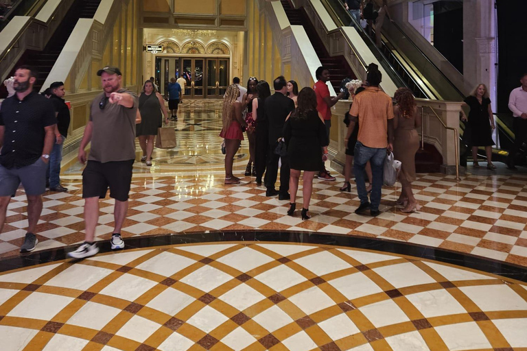 Las Vegas: Night Out at Clubs with Free Drinks and Party Bus Latin Club Crawl